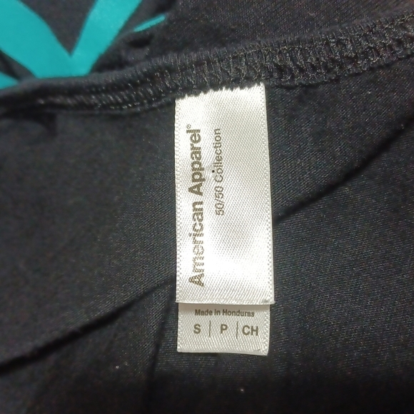 Womens t-shirt in size s p ch in a beautiful black polyester and cotton - Picture 5 of 6